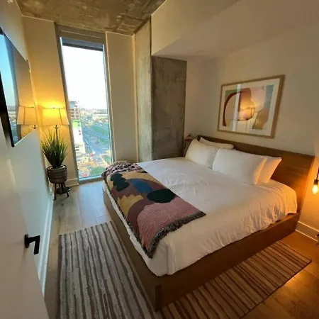 Rainey St -Luxury 1Br - Top Amenities -Rt Pool -17 Austin Exterior photo