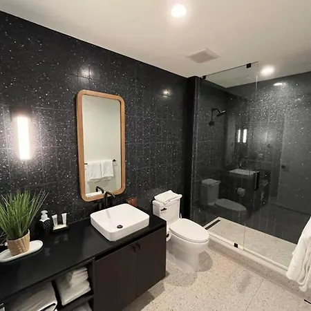 Rainey St -Luxury 1Br - Top Amenities -Rt Pool -17 Austin Exterior photo
