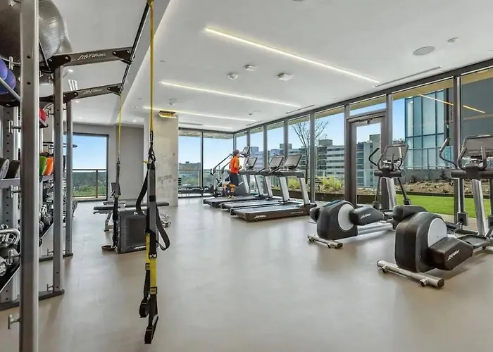 Rainey St -Luxury 1Br - Top Amenities -Rt Pool -17
